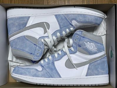 Nike Air Jordan 1 High OG "Hyper Royal"