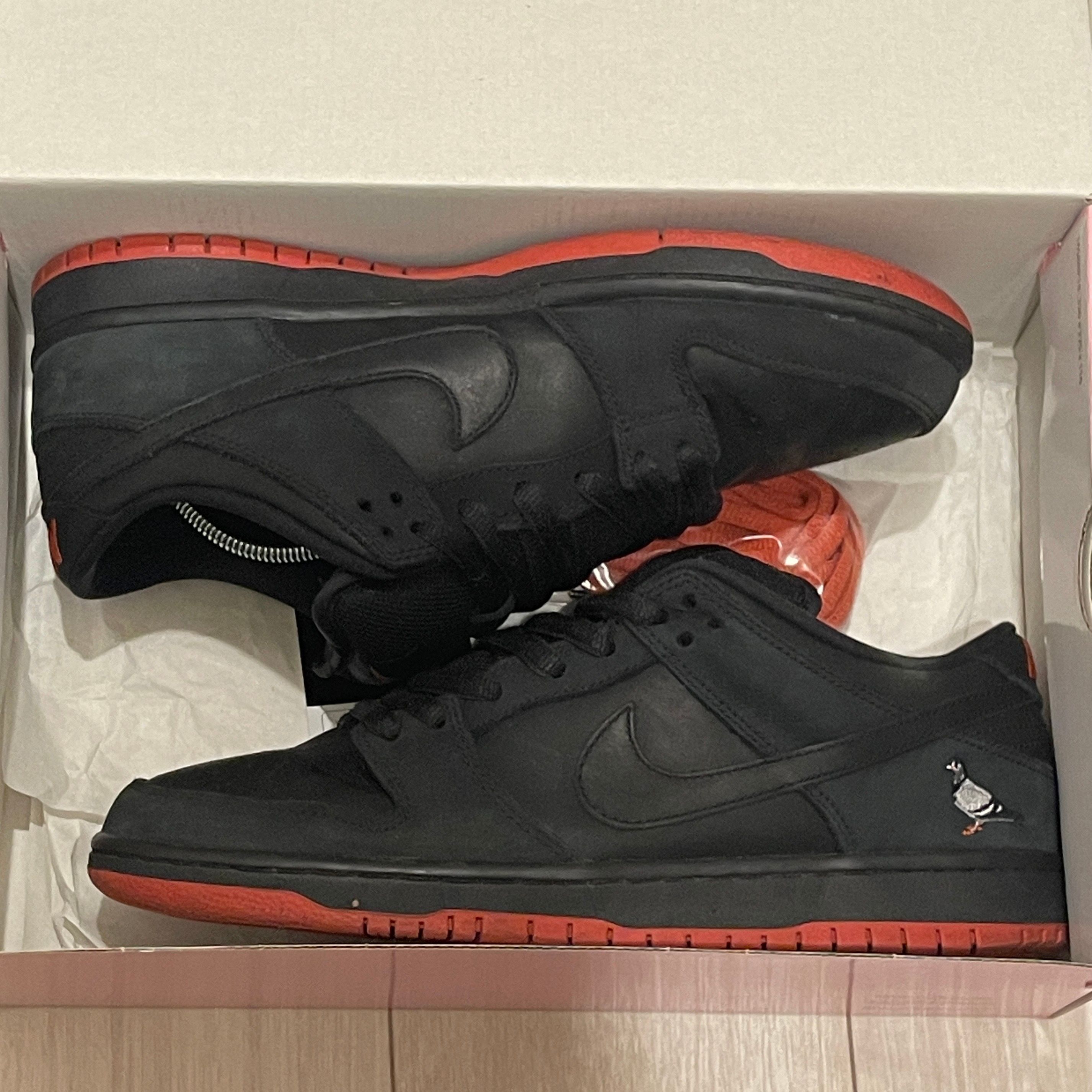 Nike SB Dunk Low TRD QS "Black Pigeon"