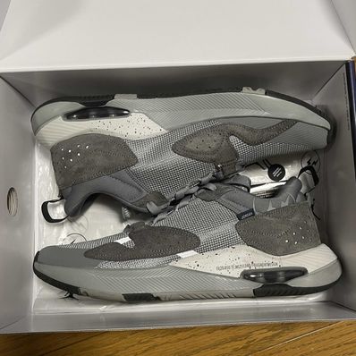 FRAGMENT × JORDAN AIR CADENCE PARTICLE GREY