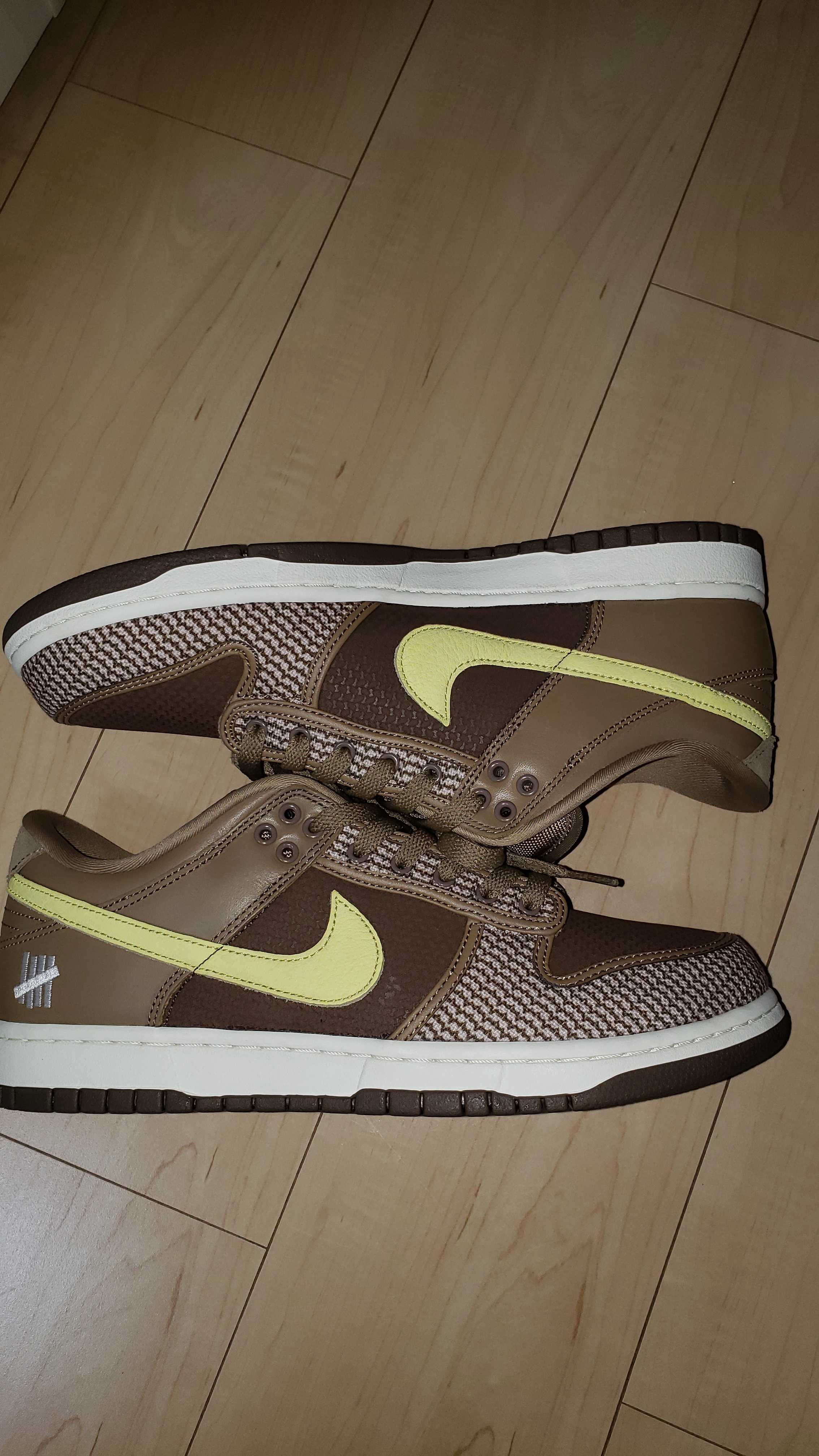 UNDEFEATED × Nike Dunk Low SP "Canteen/Lemon Frost/Palomino"