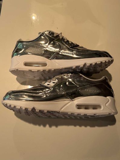 Nike WMNS Air Max 90