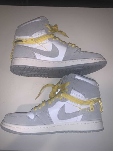 Nike Air Jordan 1 High Switch "Light Smoke Grey"