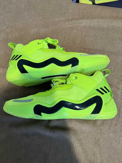 2022年最新春物 ⚫︎アディダス adidas D.O.N. issue 3 モンスターズ