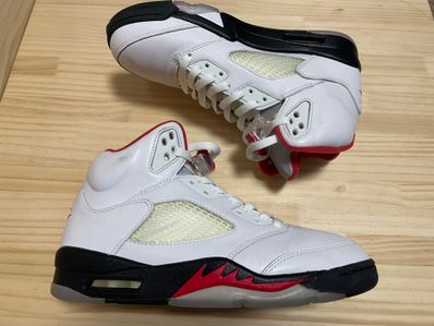 Nike Air Jordan 5 Retro