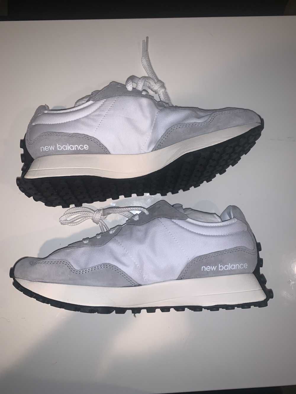 New Balance 327 "Gray"