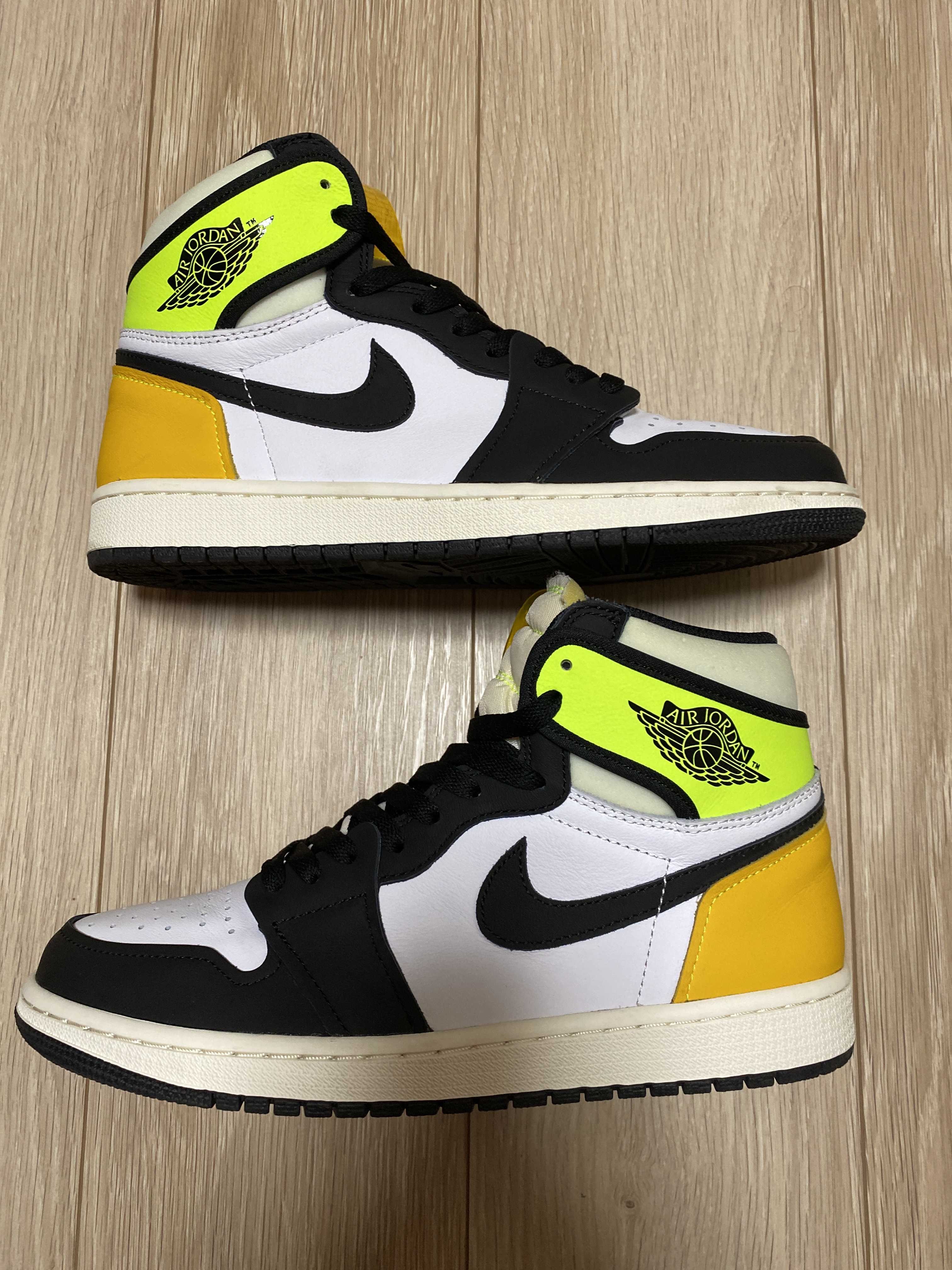 Nike Air Jordan 1 High OG "Volt Gold"