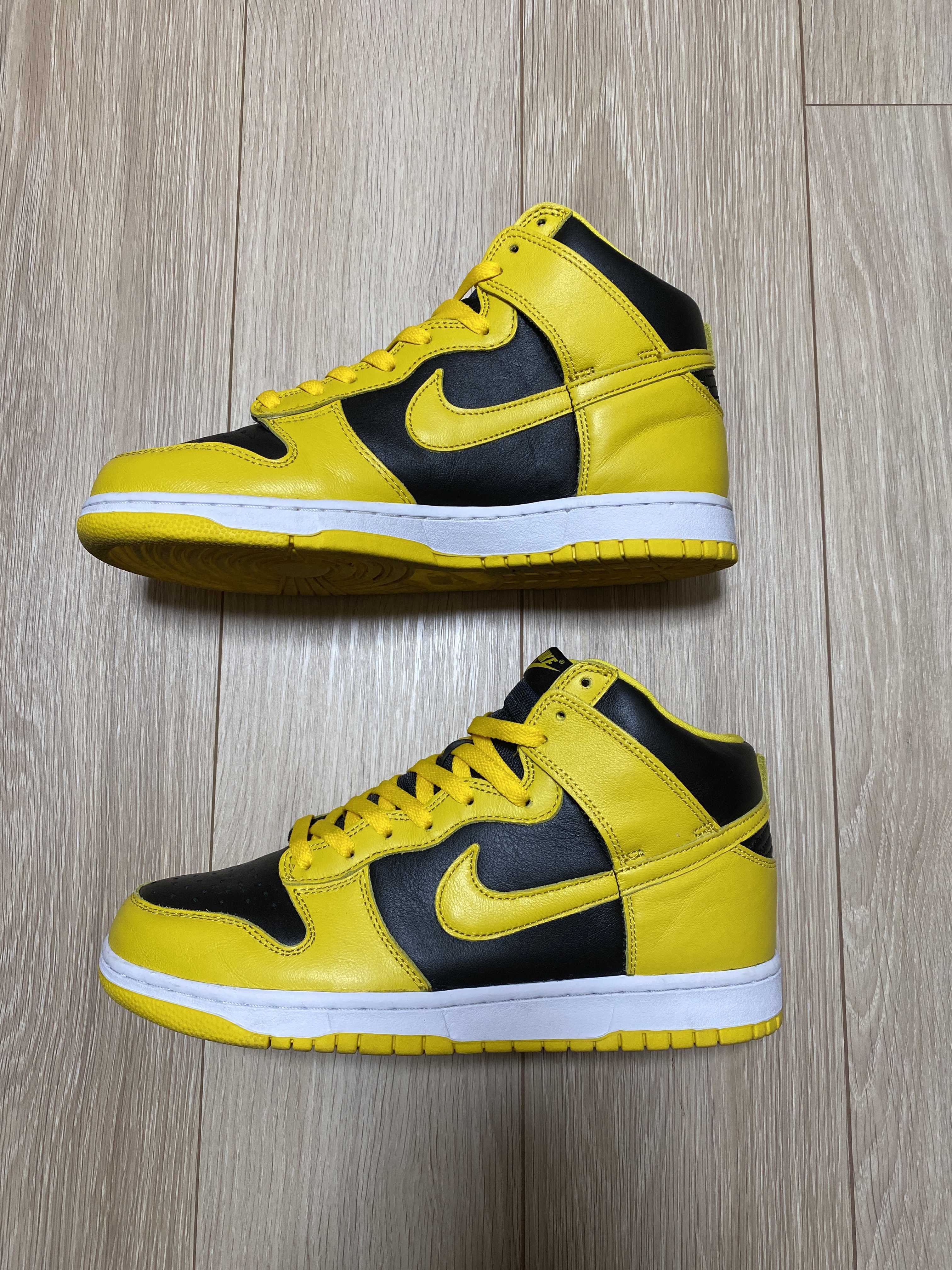 Nike Dunk High "Black/Varsity Maize"