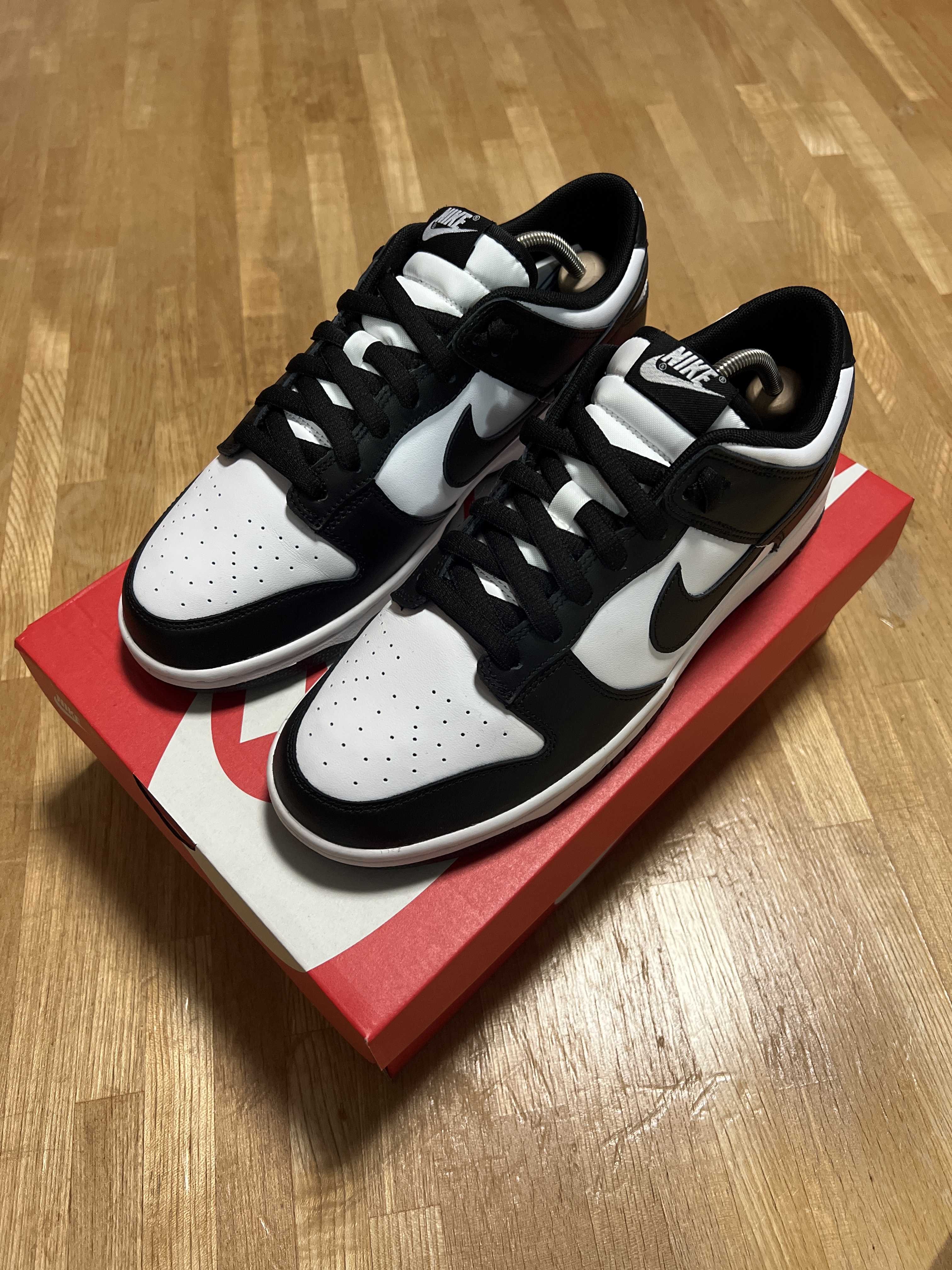 Nike Dunk Low Retro "Panda/White/Black"
