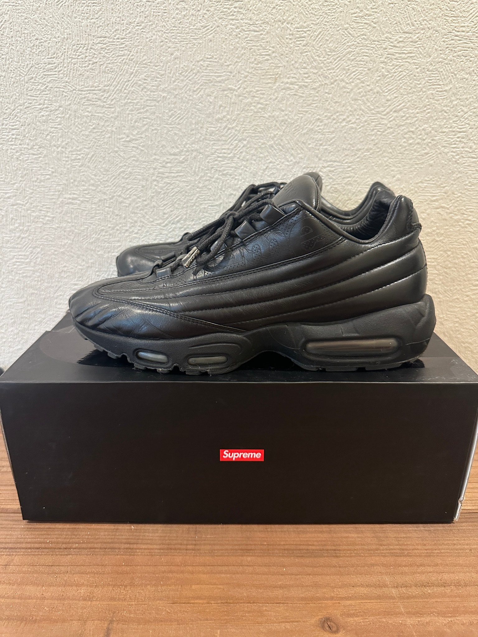 Supreme × Nike Air Max 95 Lux "Triple Black"