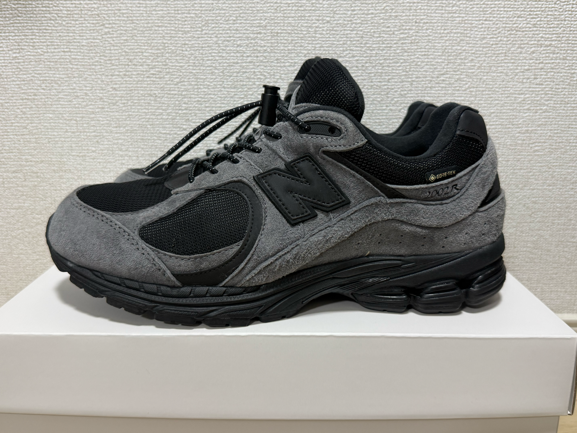 JJJJound × New Balance 2002R GORE-TEX "Charcoal" M2002RXZ