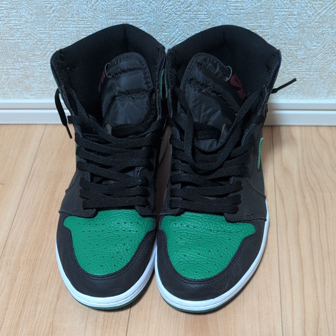 Nike Air Jordan 1 Retro High OG "Black/Pine Green" (2020)      