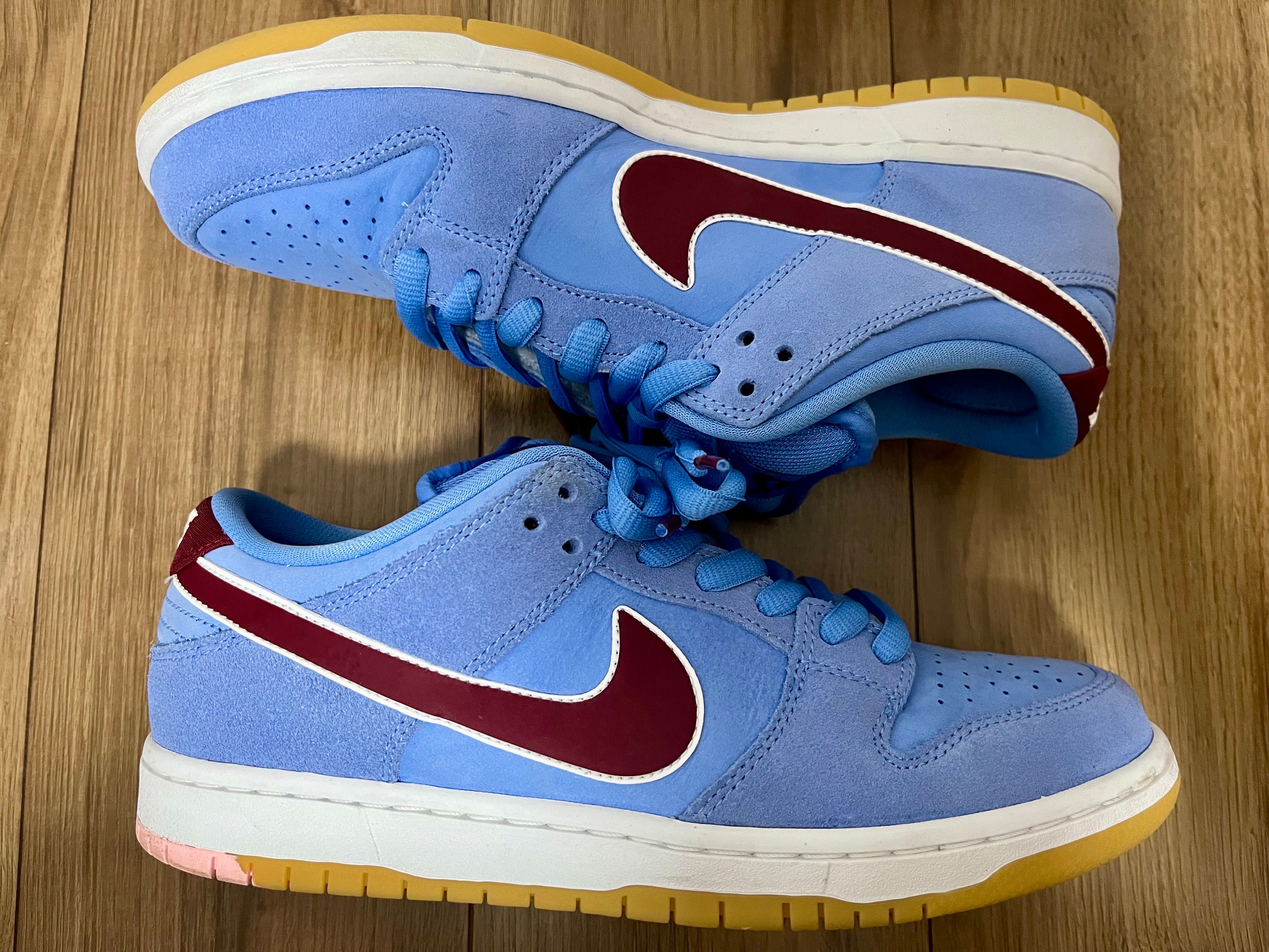 Nike SB Dunk Low Pro "Philadelphia Phillies/Valor Blue and Team Maroon"