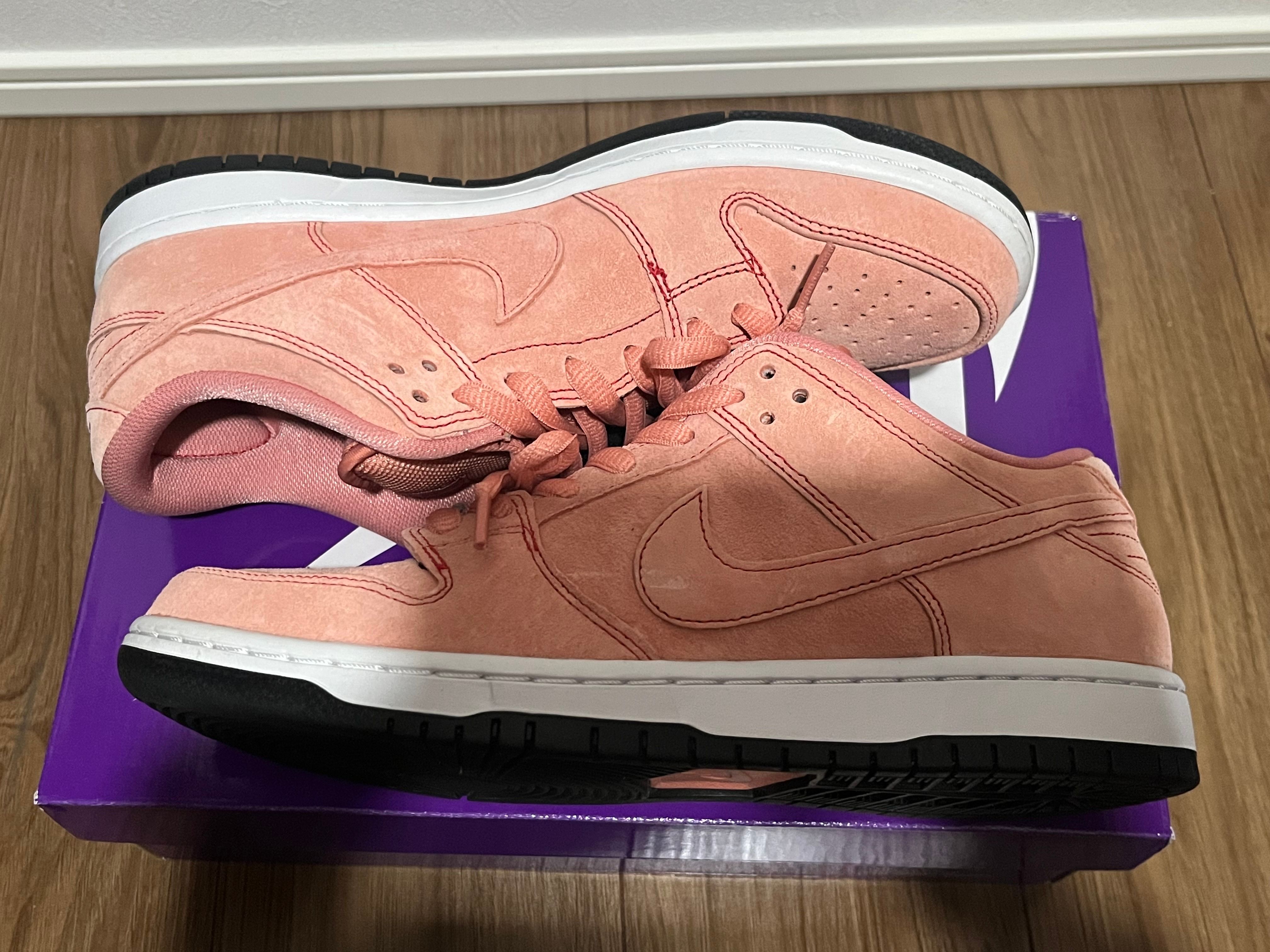 Nike SB Dunk Low "Pink Pig"