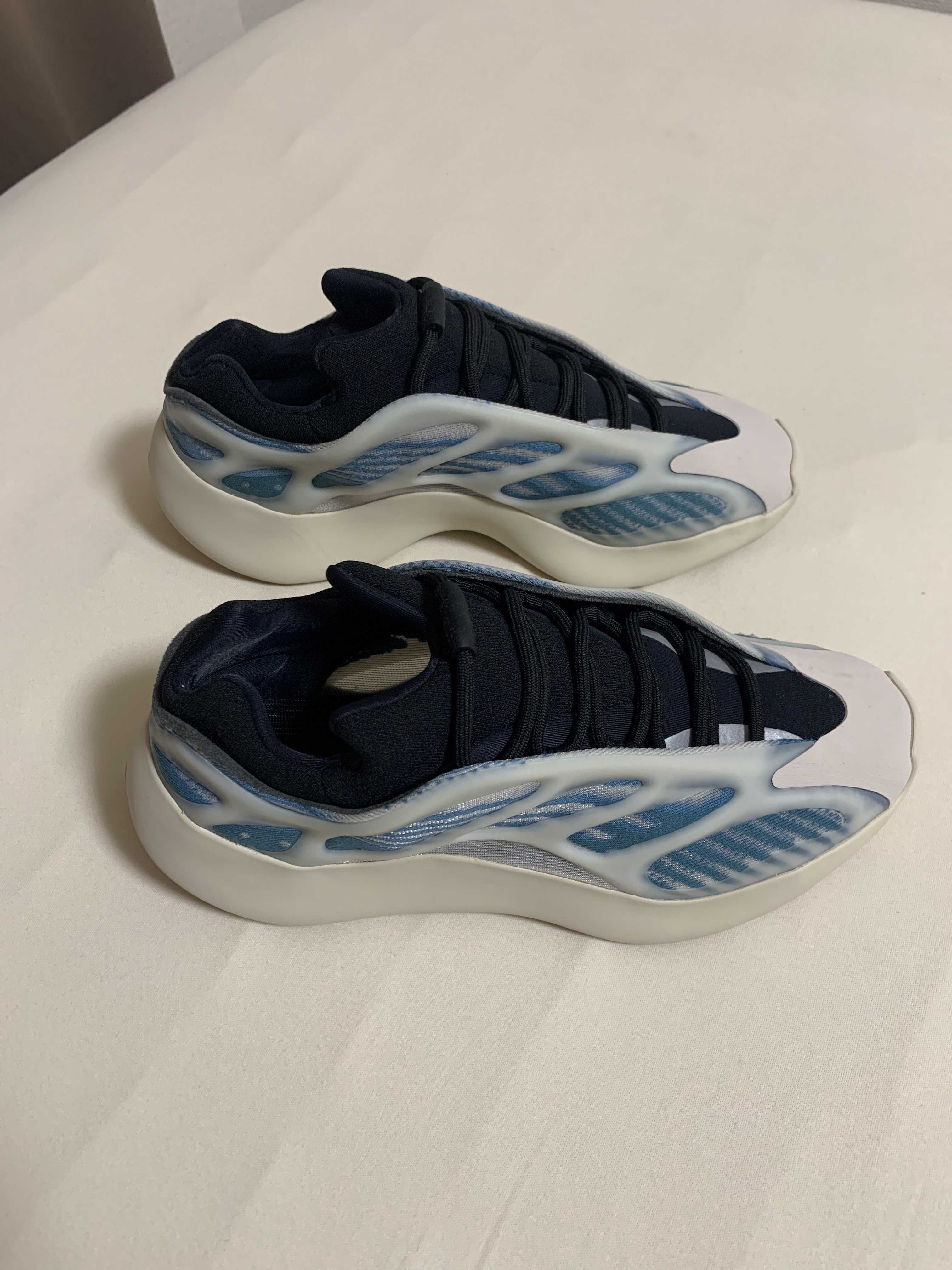 adidas YEEZY 700V3 "Kyanite"