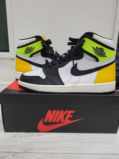 Nike Air Jordan 1 High OG "Volt Gold"