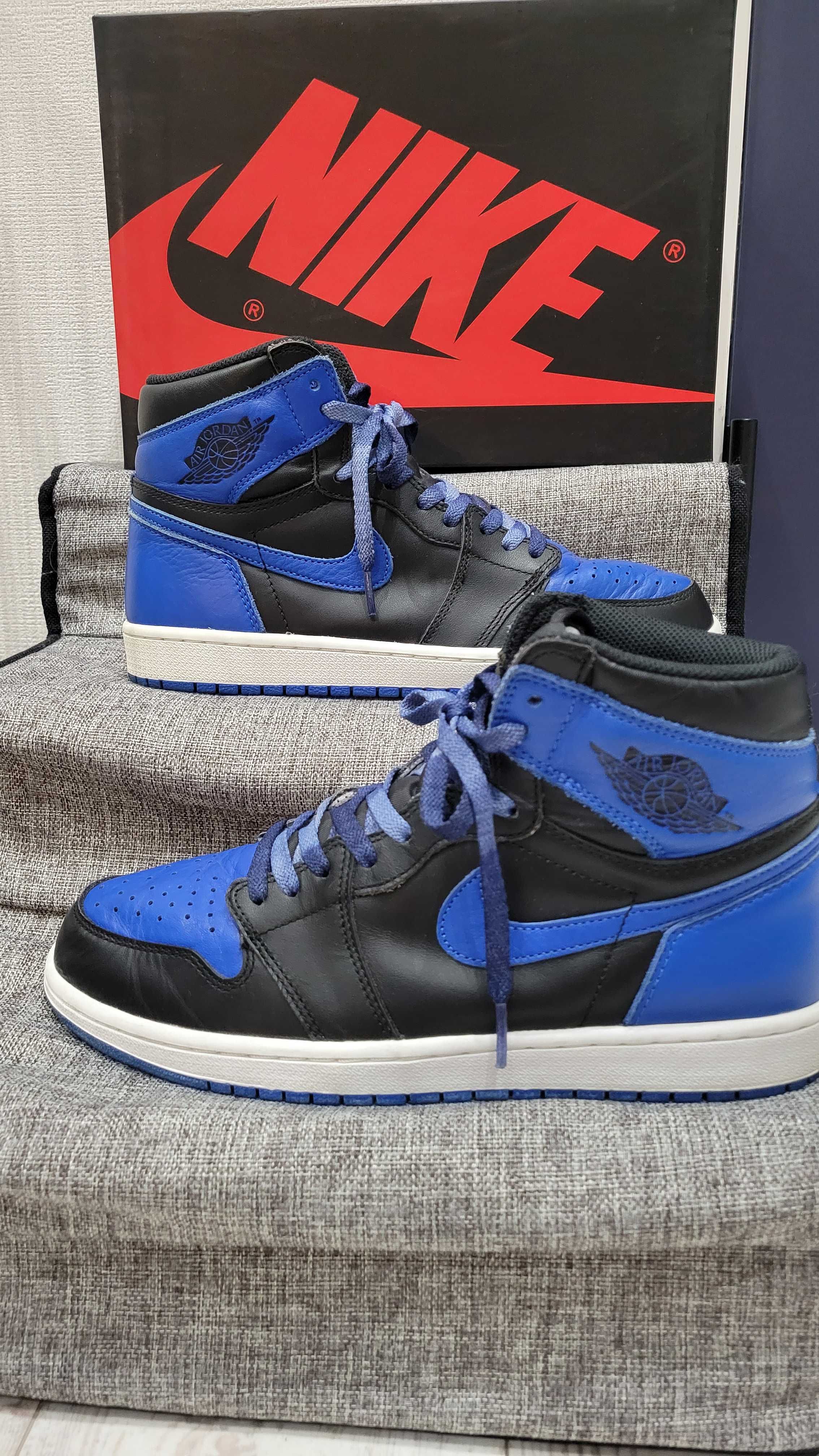 Nike Air Jordan 1 Retro High OG "Royal" (2017)