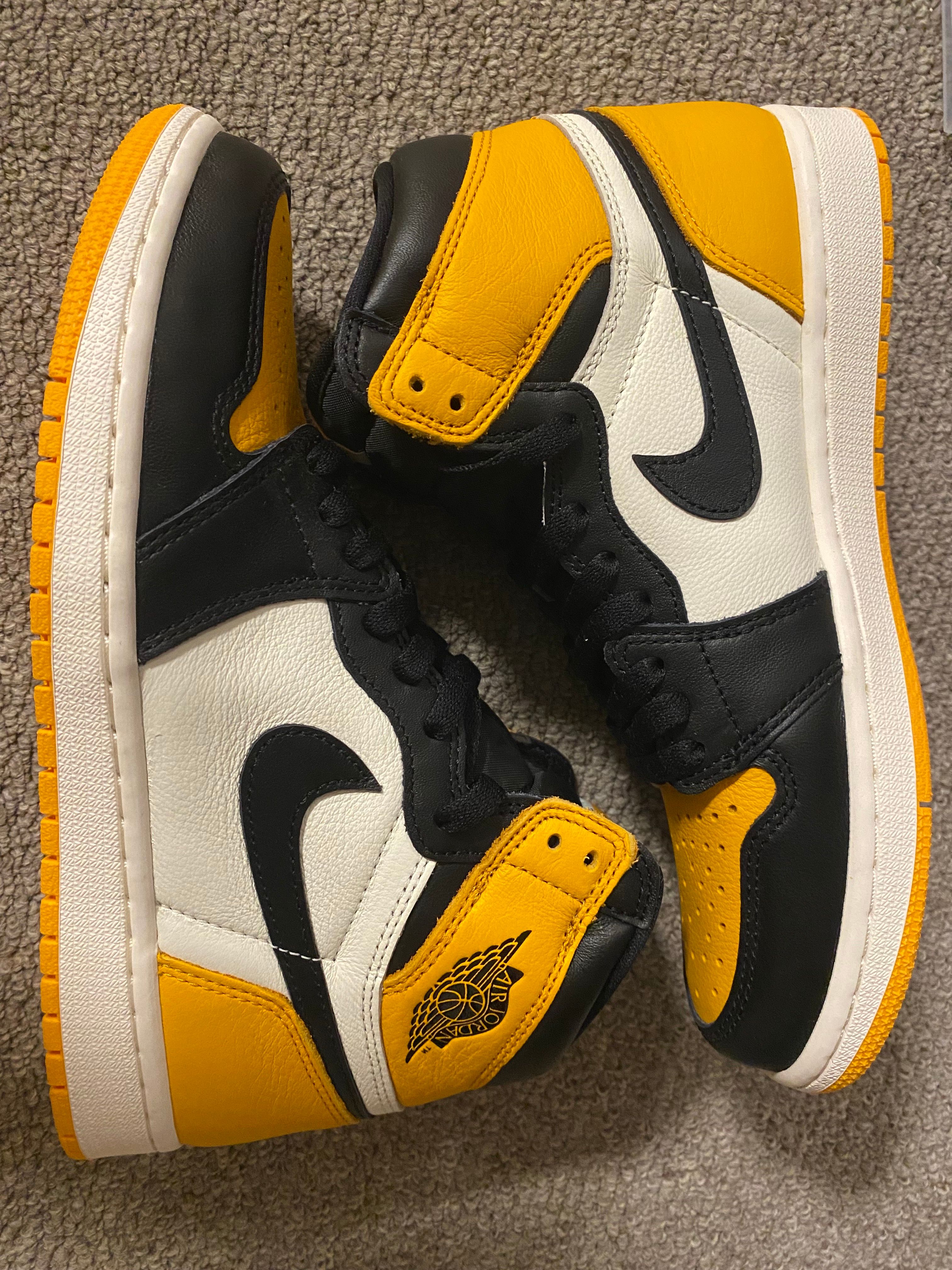 Nike Air Jordan 1 Retro High OG "Taxi"
