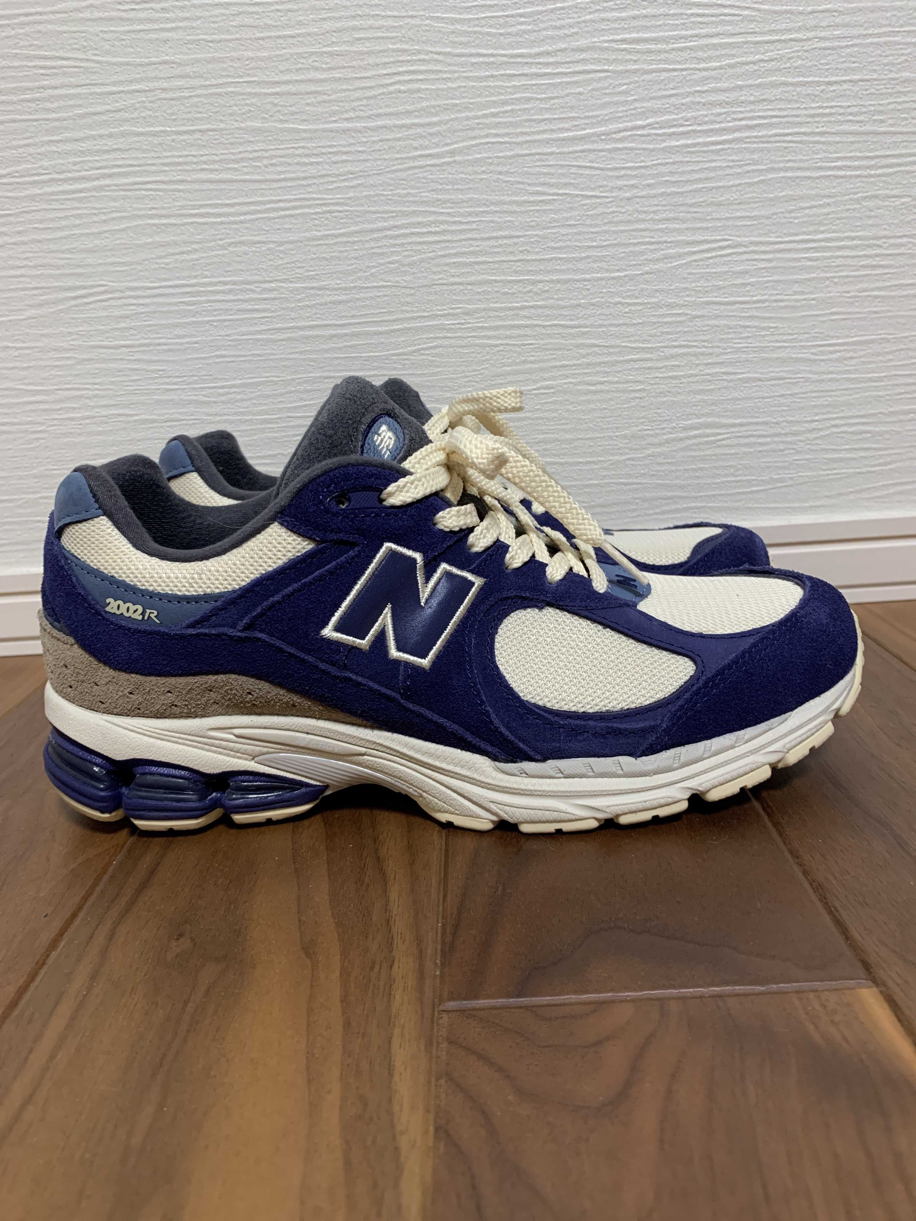 New Balance 2002R "Navy"