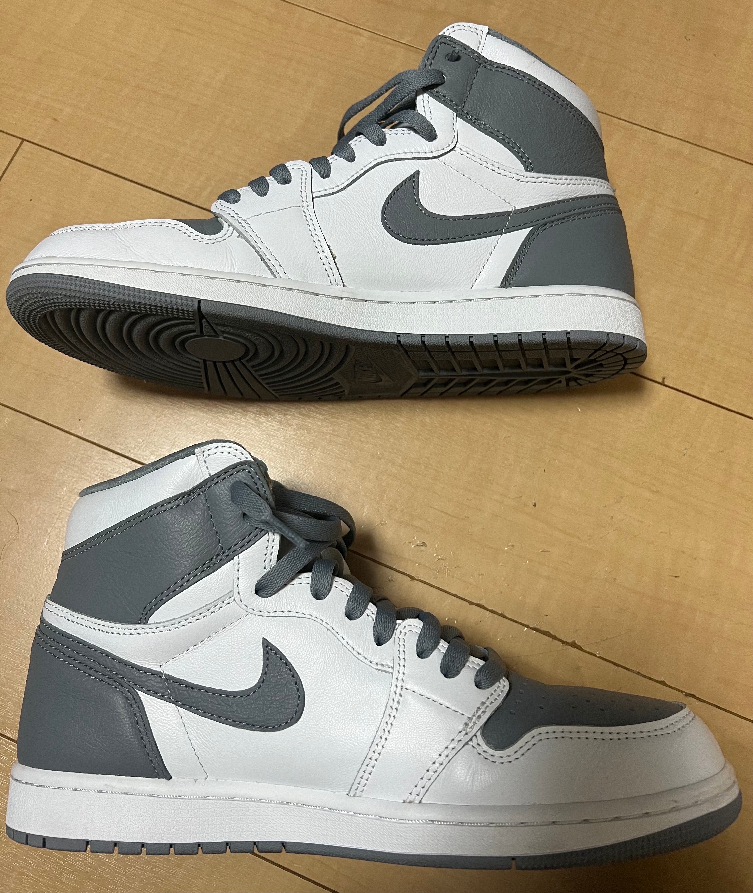 Nike Air Jordan 1 High OG "Stealth"