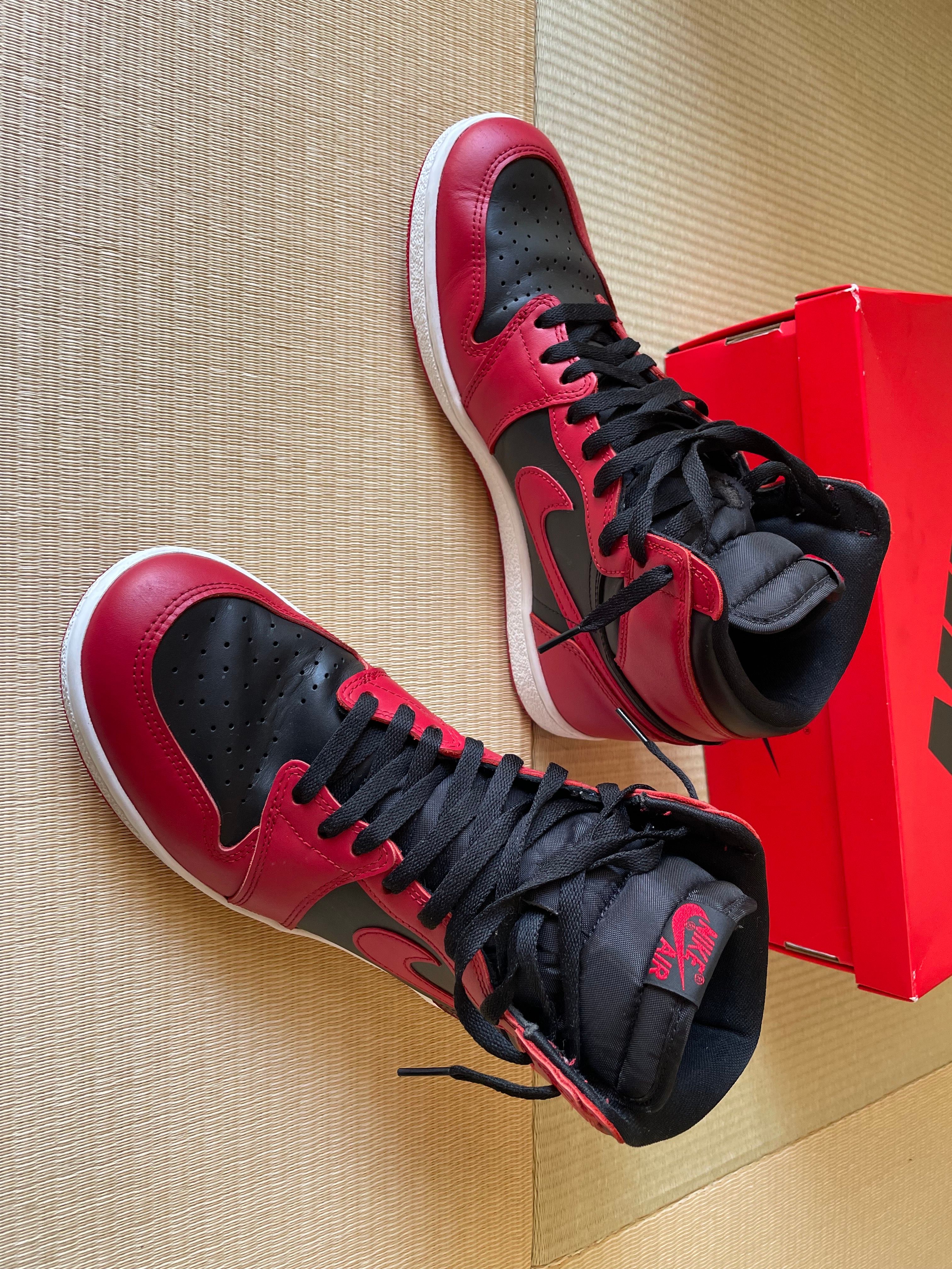 Nike Air Jordan 1 High ’85 "Varsity Red"