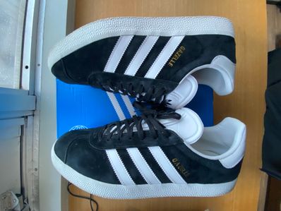 adidas Gazelle "Core Black/Cloud White/Gold"