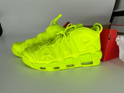 Nike Air More Uptempo "Volt"