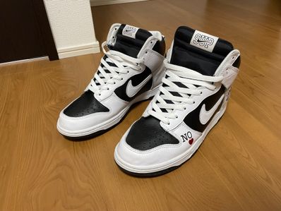 Supreme × Nike SB Dunk High By Any Means "White Black"