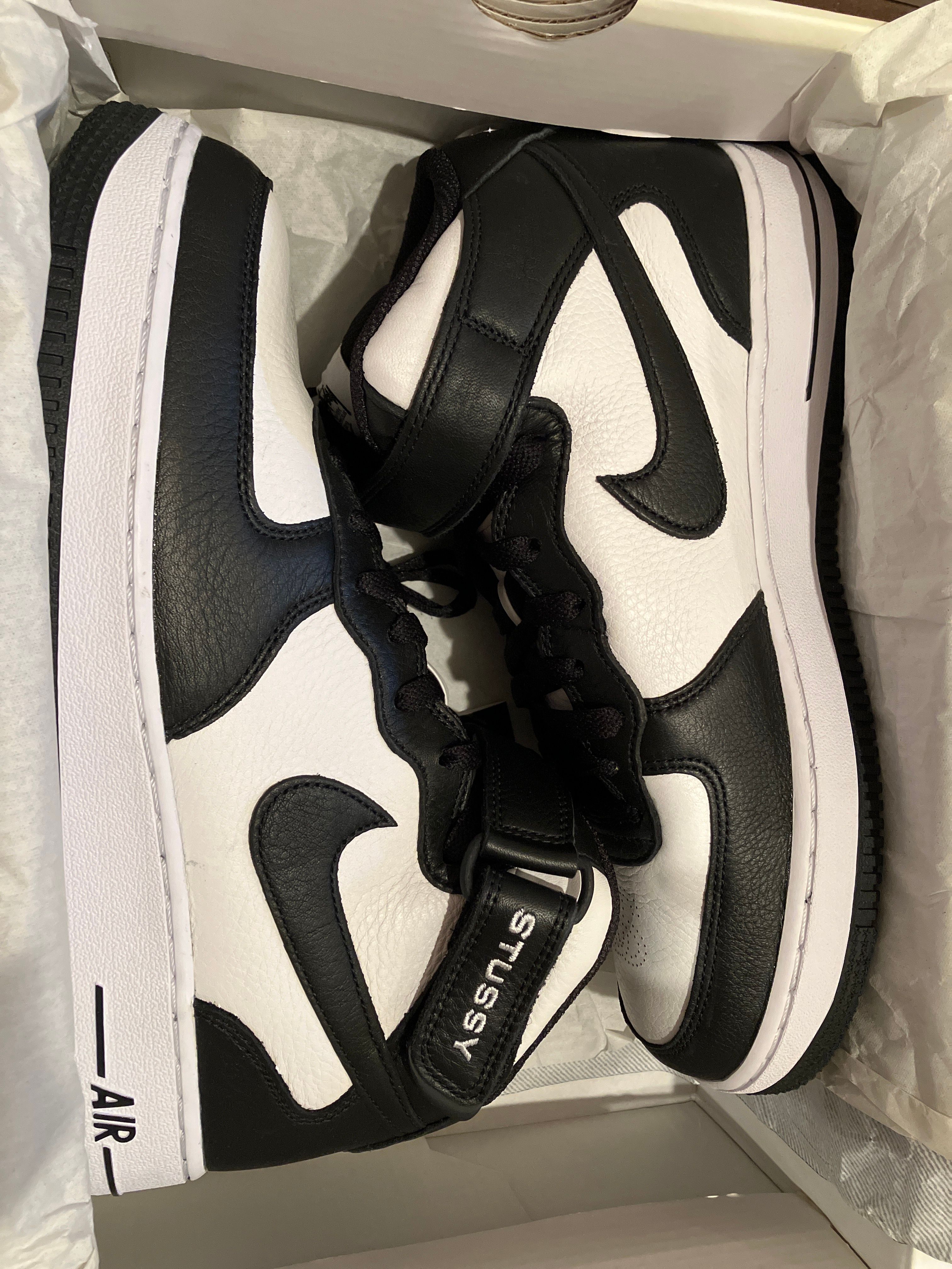 Stussy × Nike Air Force 1 Mid "Black and Light Bone"