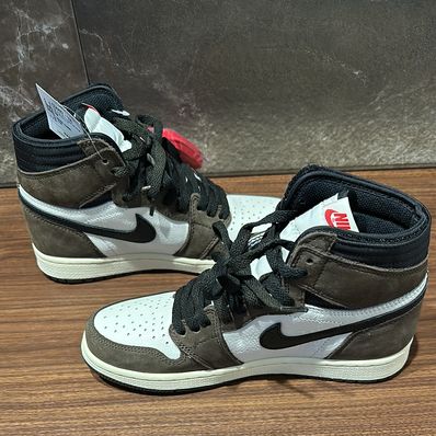Travis Scott × Nike Air Jordan 1 Retro High OG TS SP "Sail/Dark Mocha"