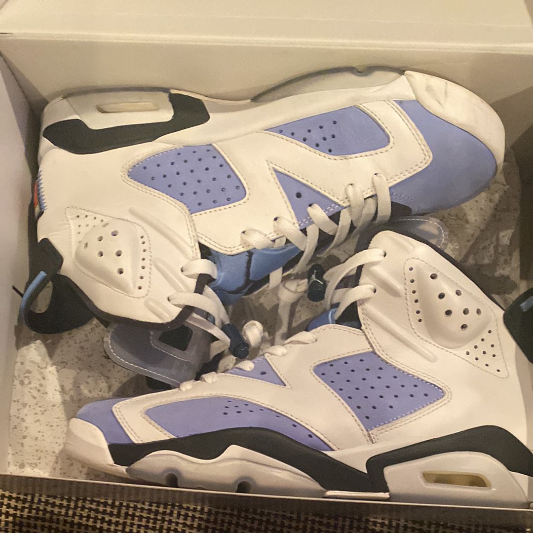 Nike Air Jordan 6 "UNC"