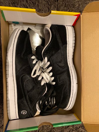 MEDICOM TOY × Nike SB Dunk Low OG QS "BE@RBRICK"