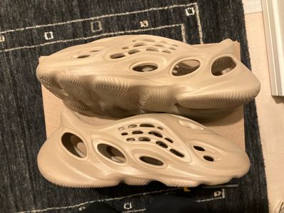 adidas YEEZY Foam Runner "Mist"