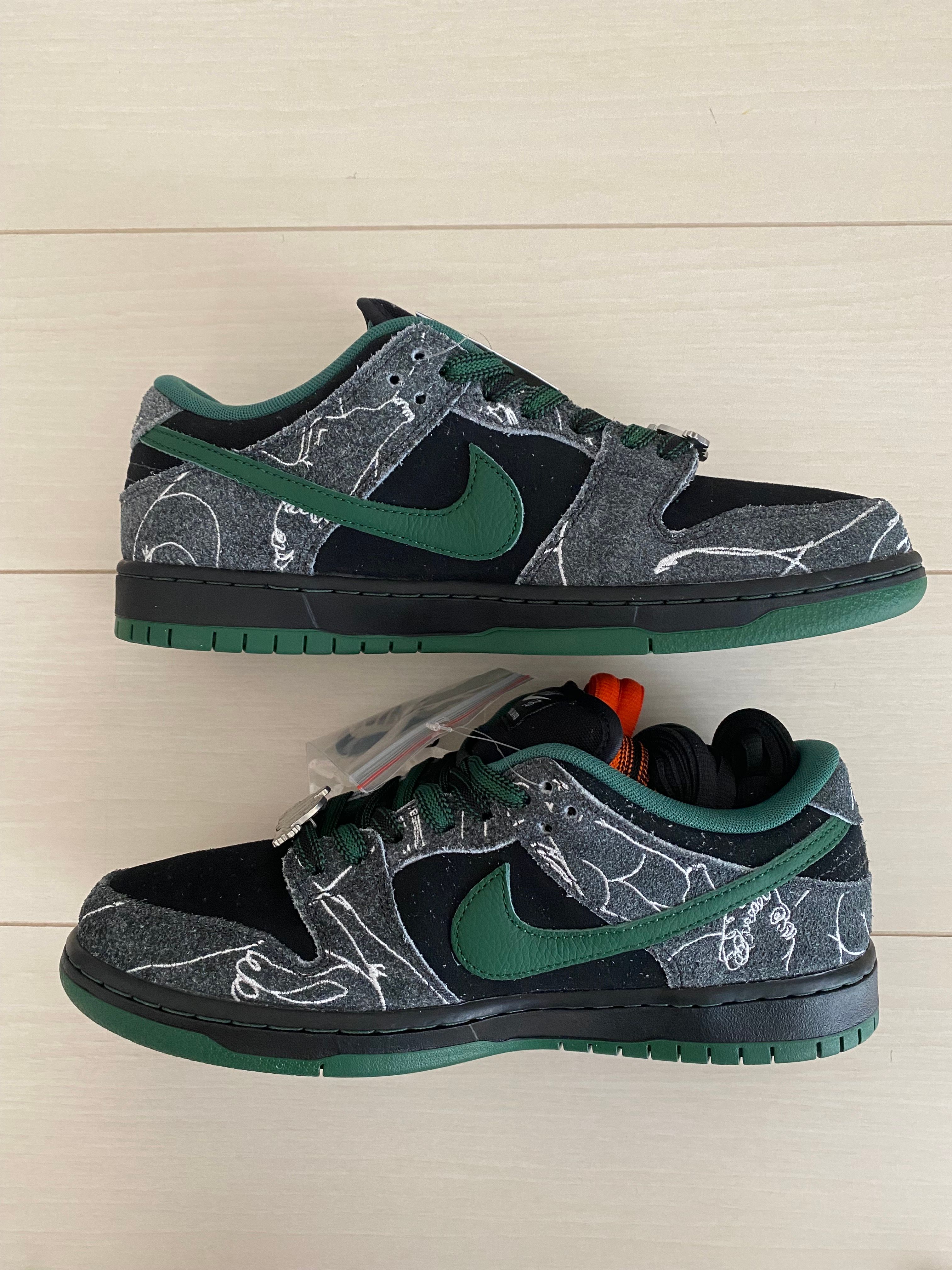 There Skateboards × Nike SB Dunk Low Pro "Anthracite and Gorge Green"