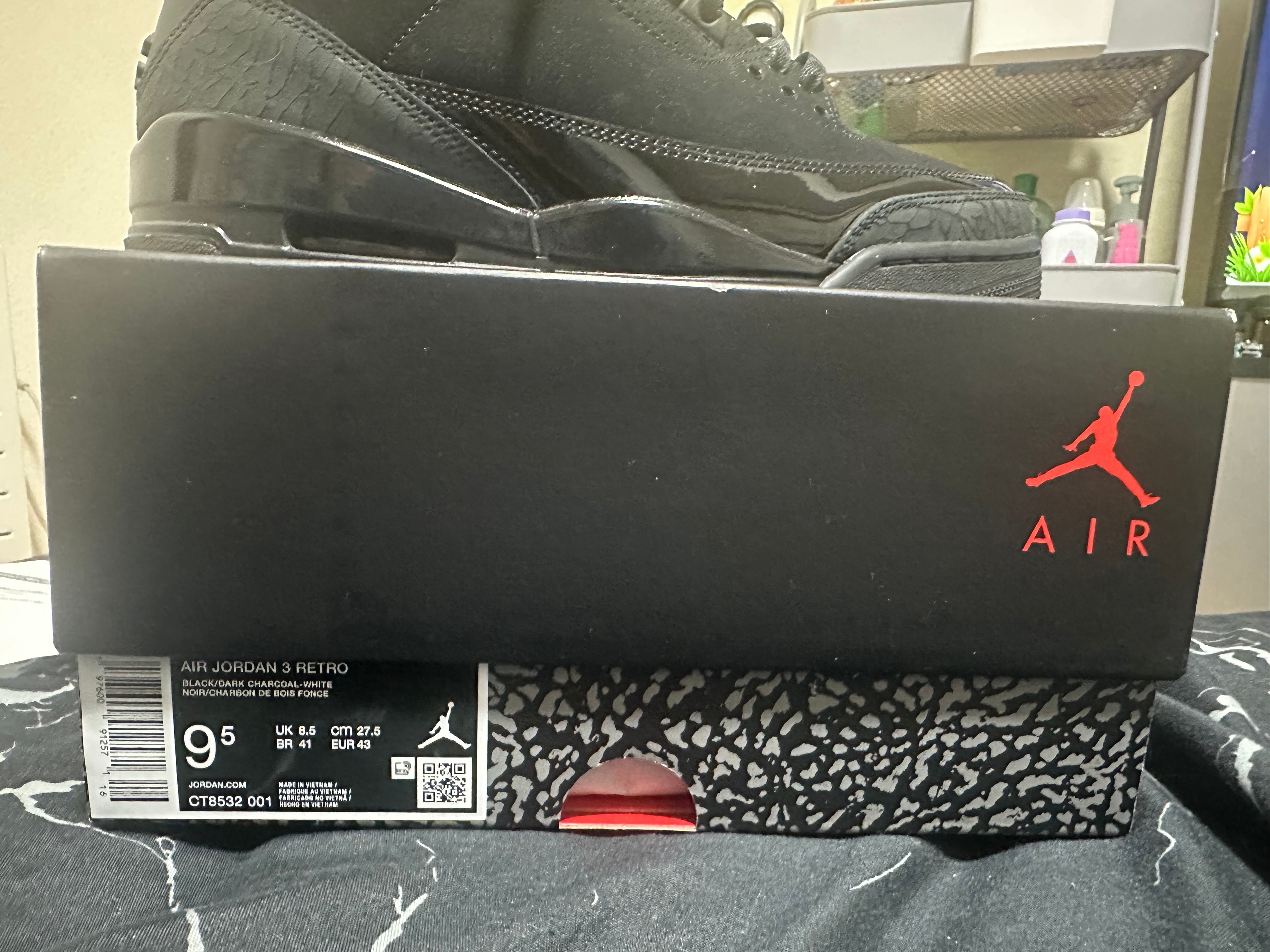 ナイキ エアジョーダン3 レトロ "ブラックキャット" (2025)