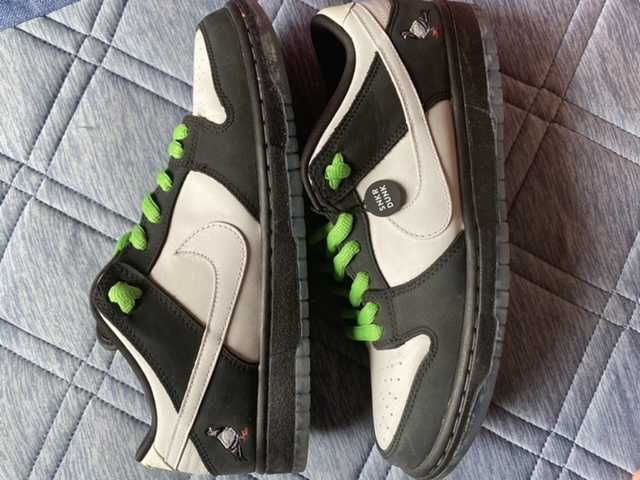 STAPLE × Nike SB Dunk Low "Pigeon Black/White"