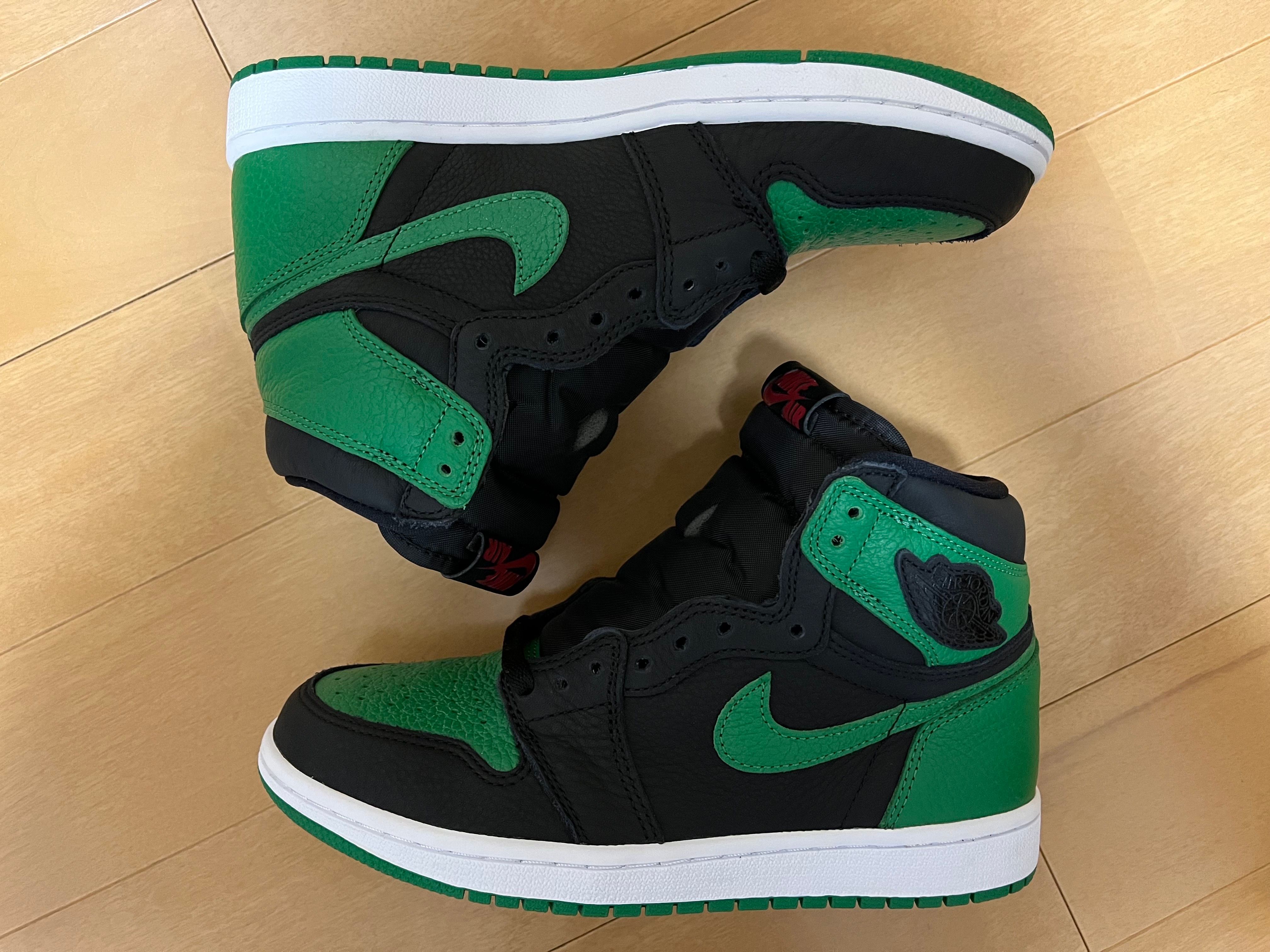 Nike Air Jordan 1 Retro High OG "Black/Pine Green" (2020)