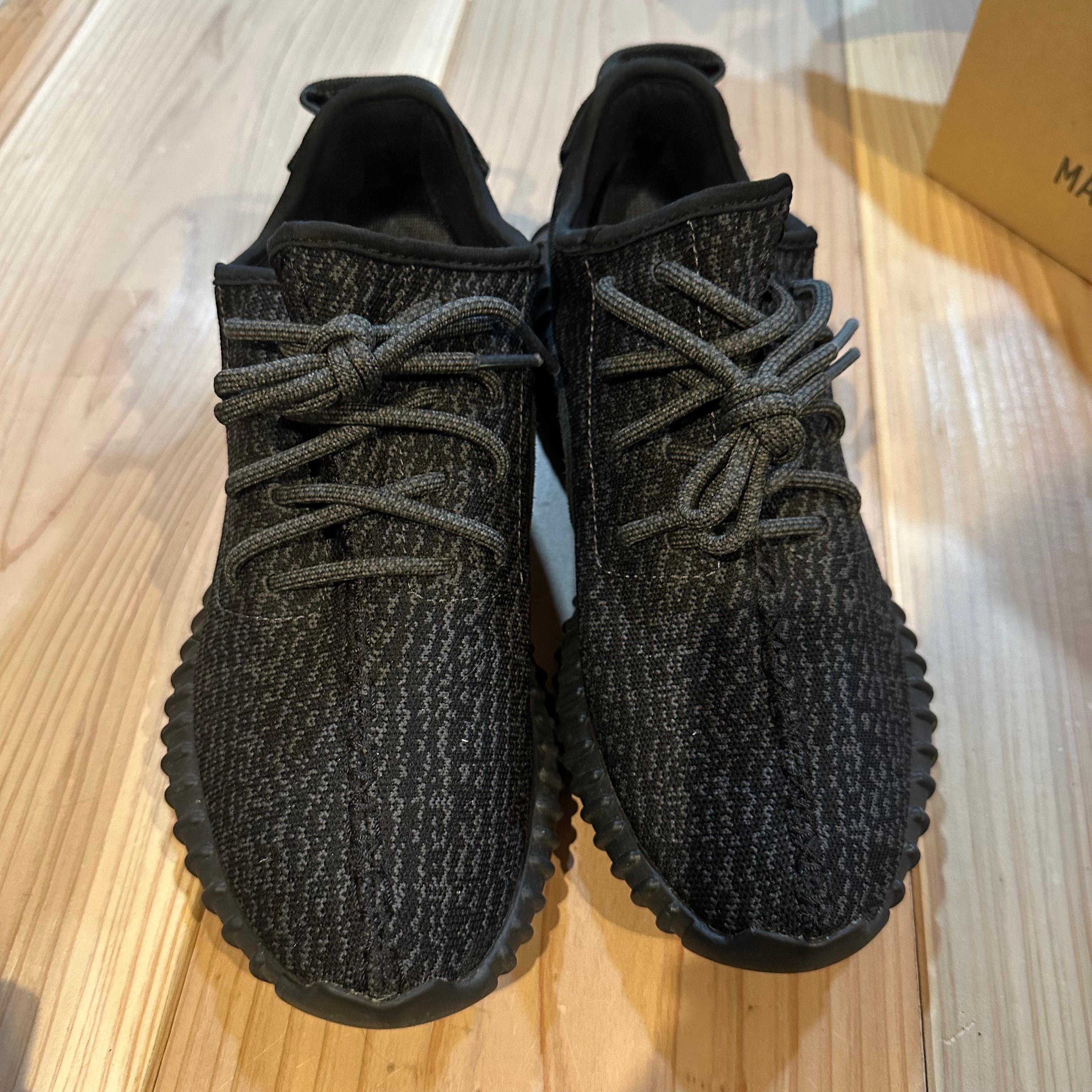 adidas YEEZY Boost 350 "Pirate Black" (2022/2023/2024)
