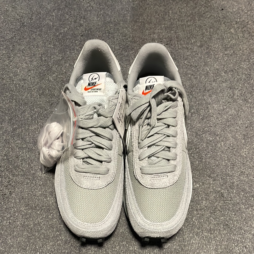 フラグメント × サカイ × ナイキ LD ワッフル "ライト スモーク グレー"