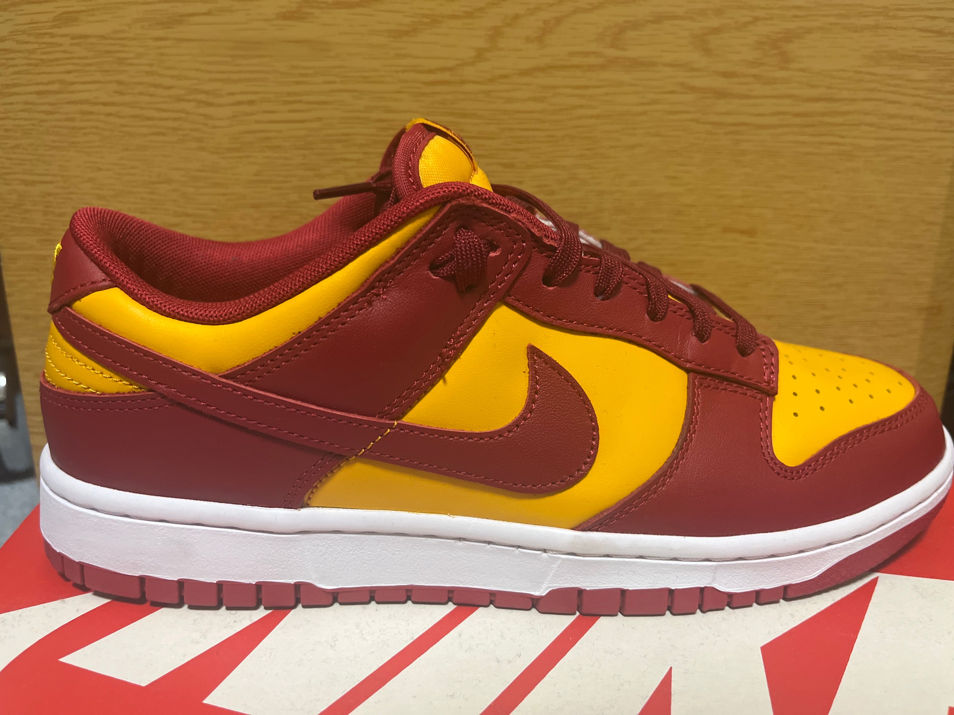 Nike Dunk Low "Midas Gold"