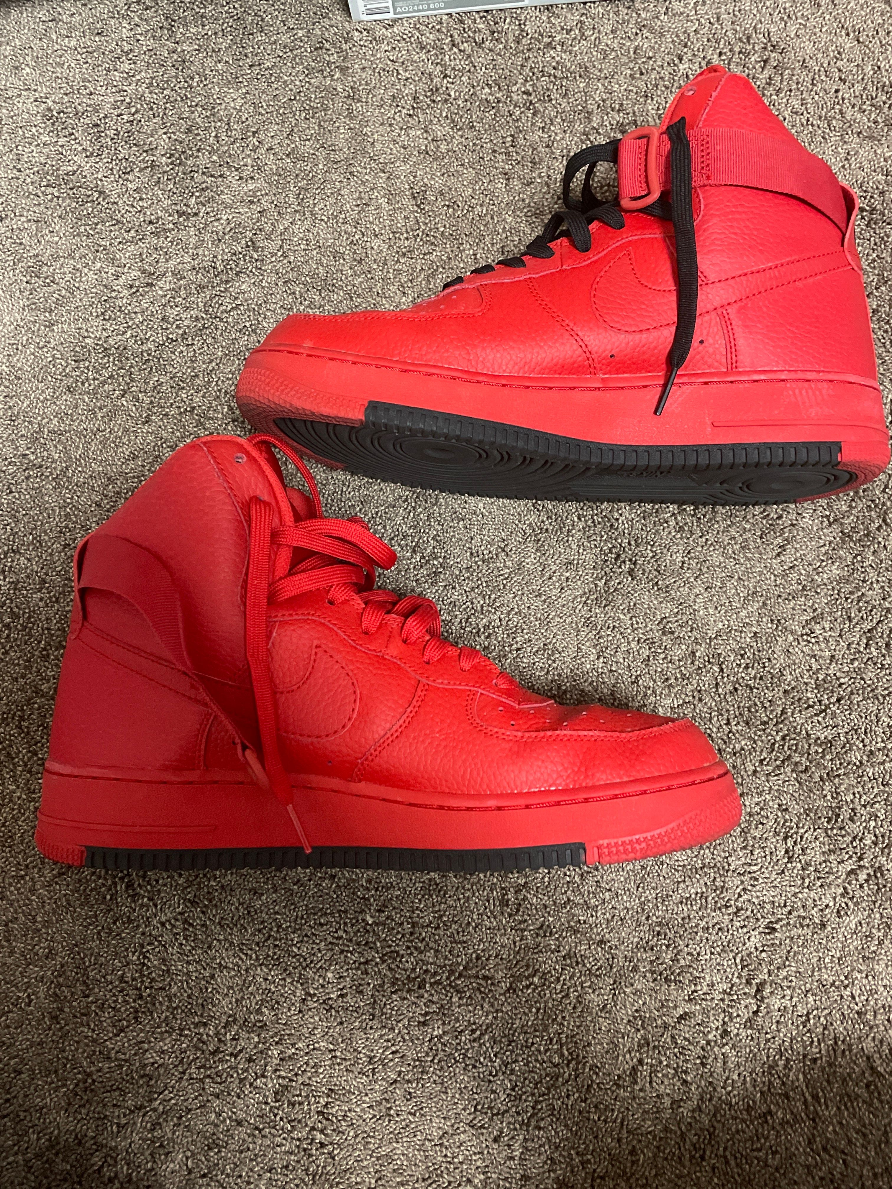 Nike Air Force 1 High "University Red Black"