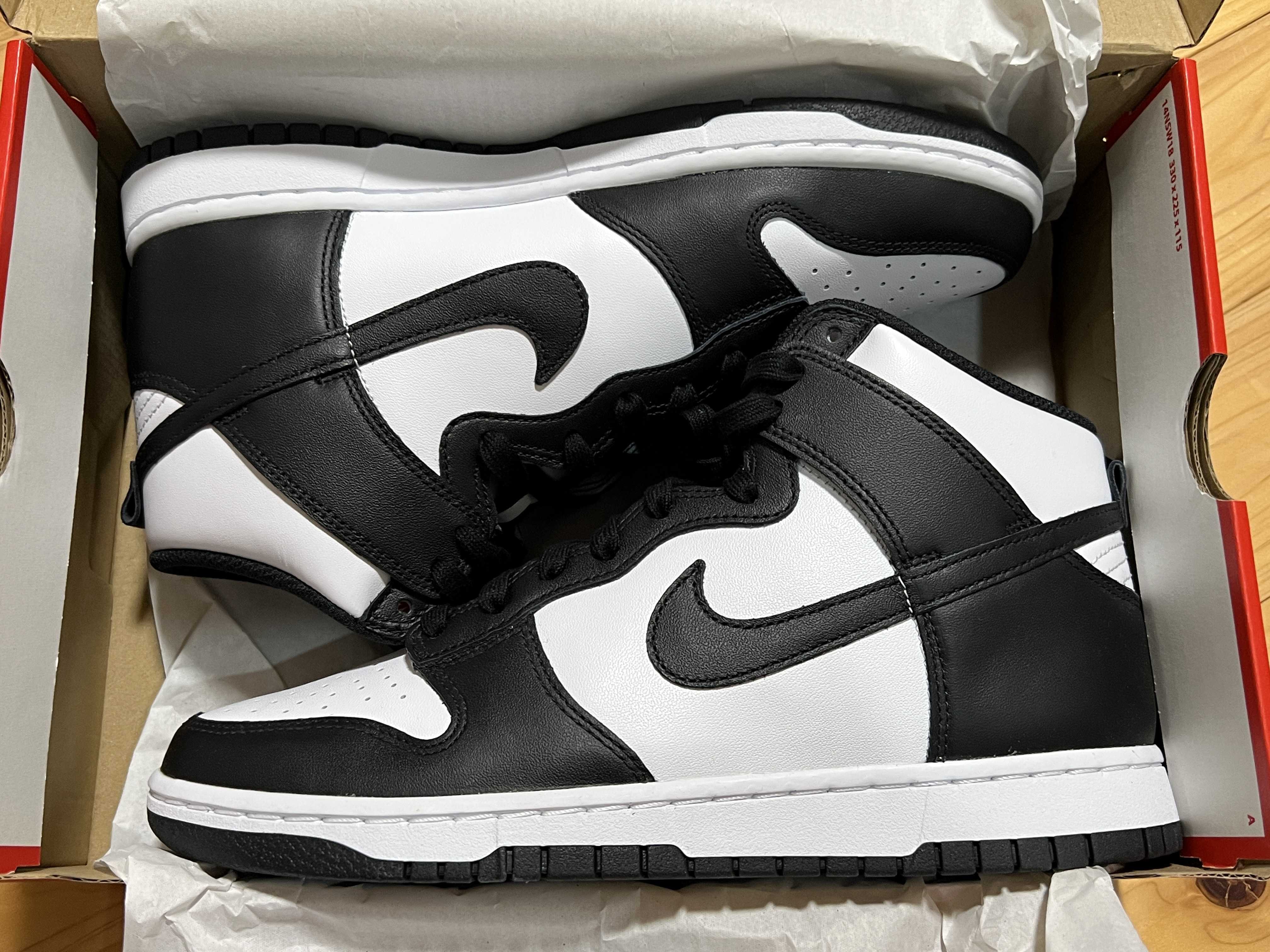 Nike Dunk High "Black and White"