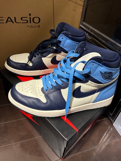 Nike Air Jordan 1 Retro High OG "Obsidian/University Blue"