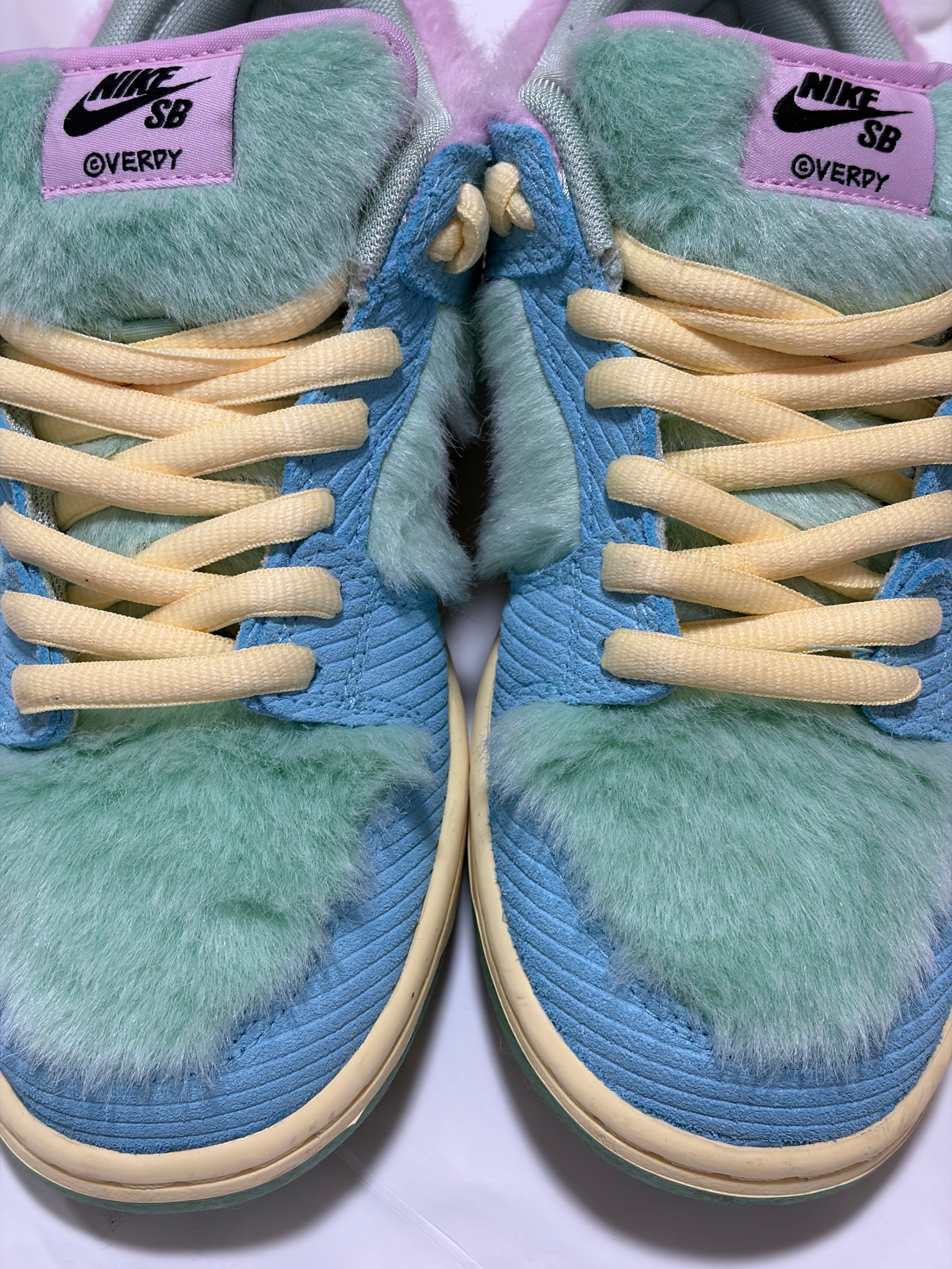 VERDY × Nike SB Dunk Low Pro QS "Visty/Blue Gaze and Enamel Green"