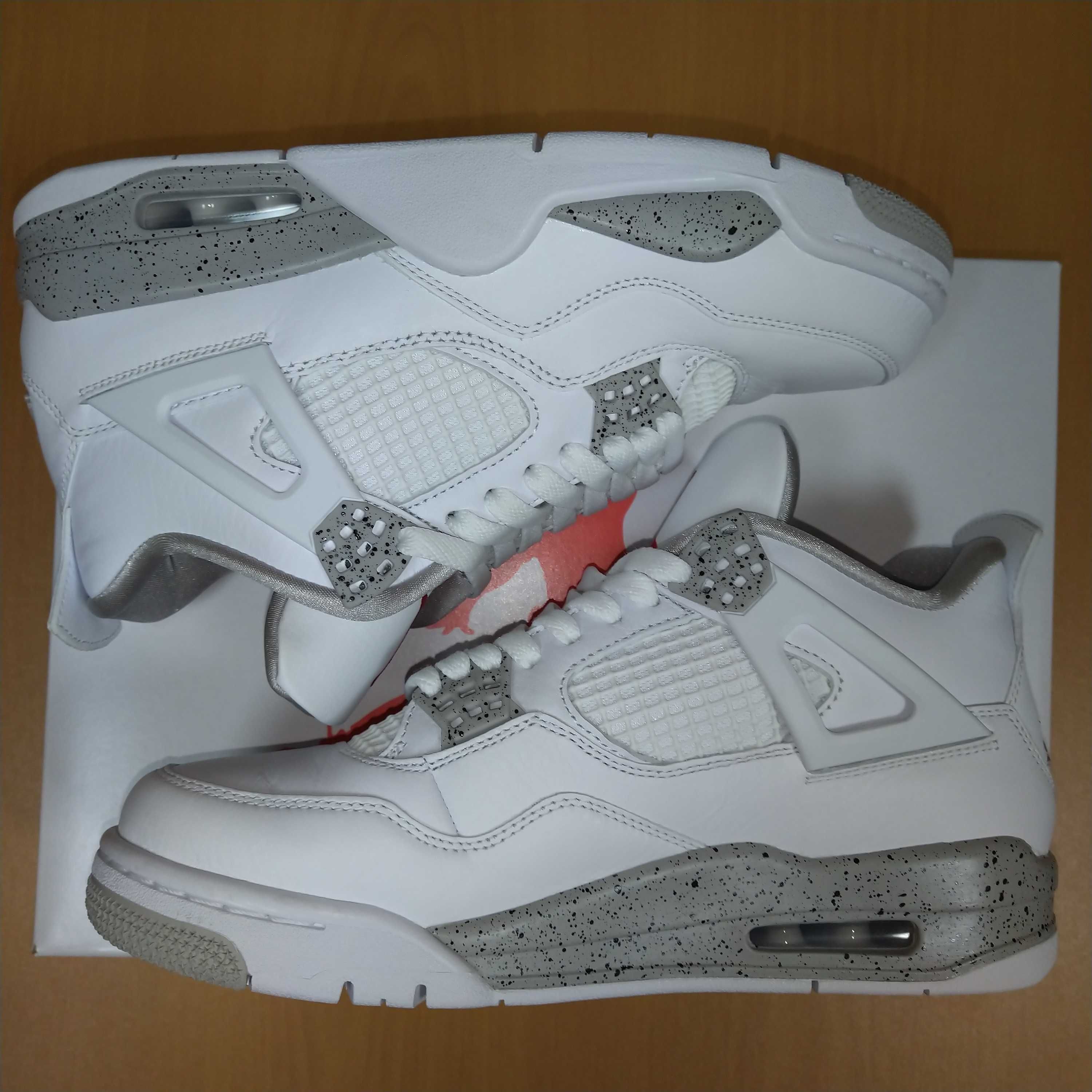 Nike Air Jordan 4 "Tech White"