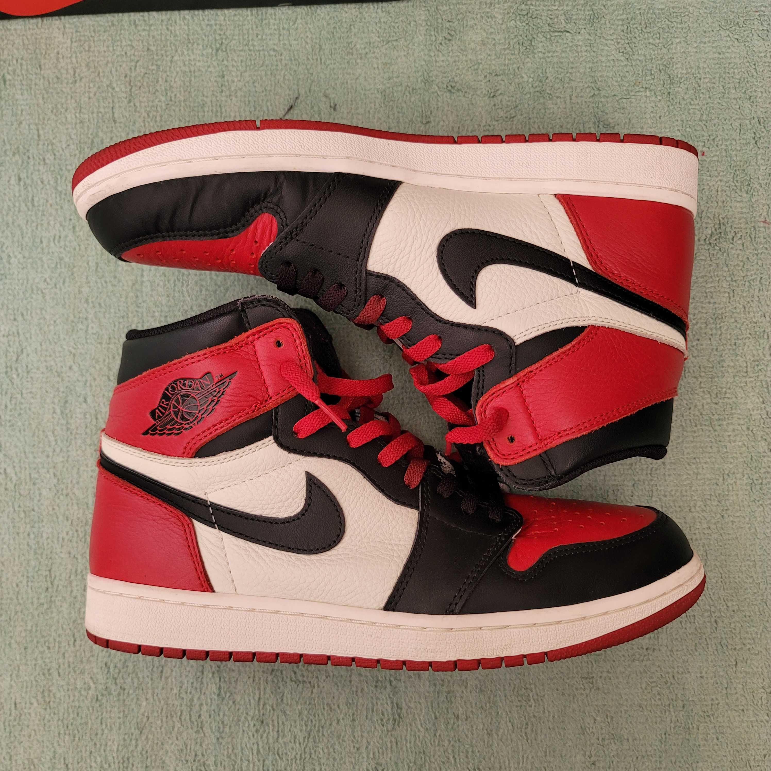 Nike Air Jordan 1 Retro High OG "Bred Toe"