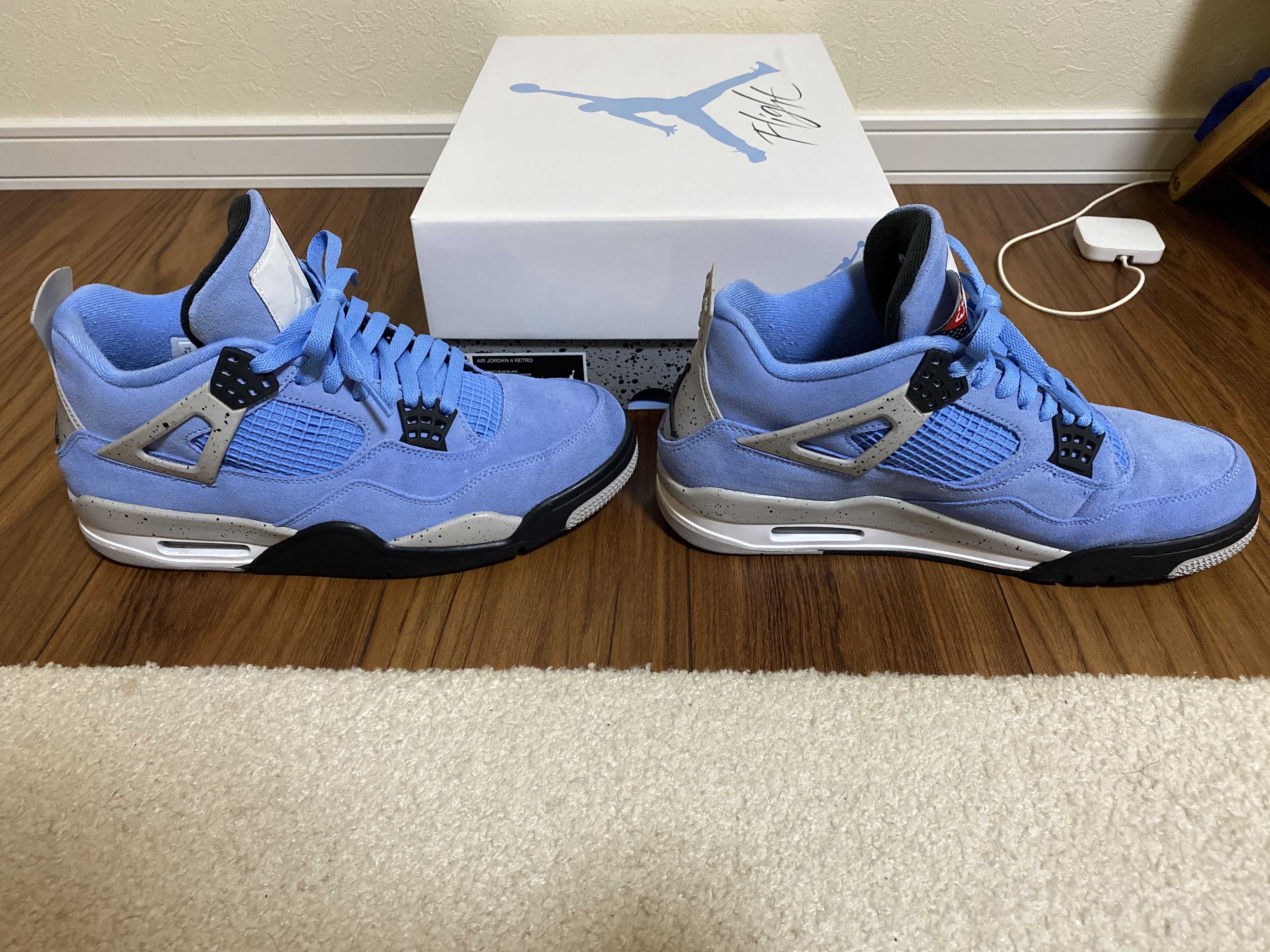 Nike Air Jordan 4 "University Blue"
