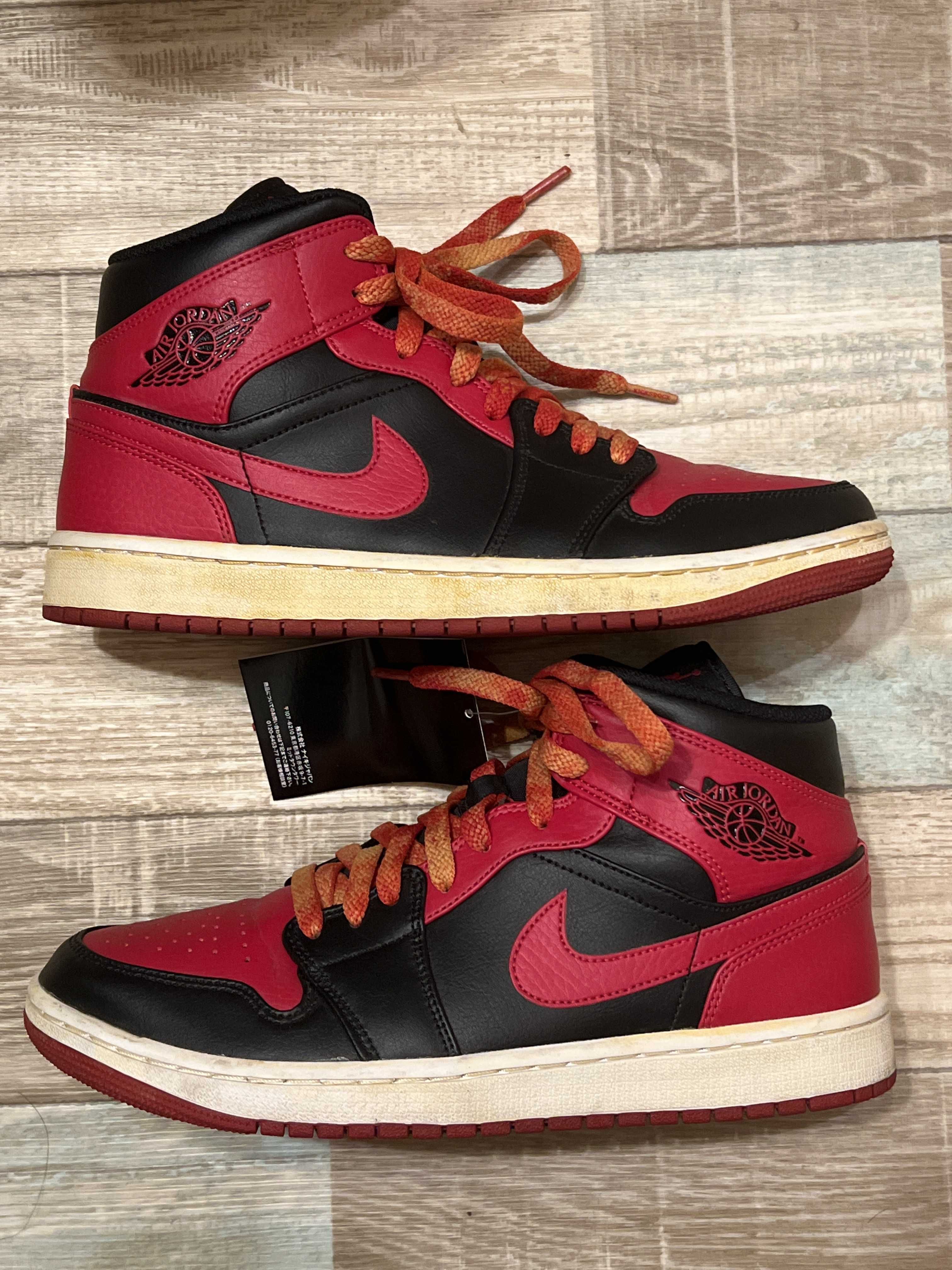 Nike Air Jordan 1 Mid "Bred"