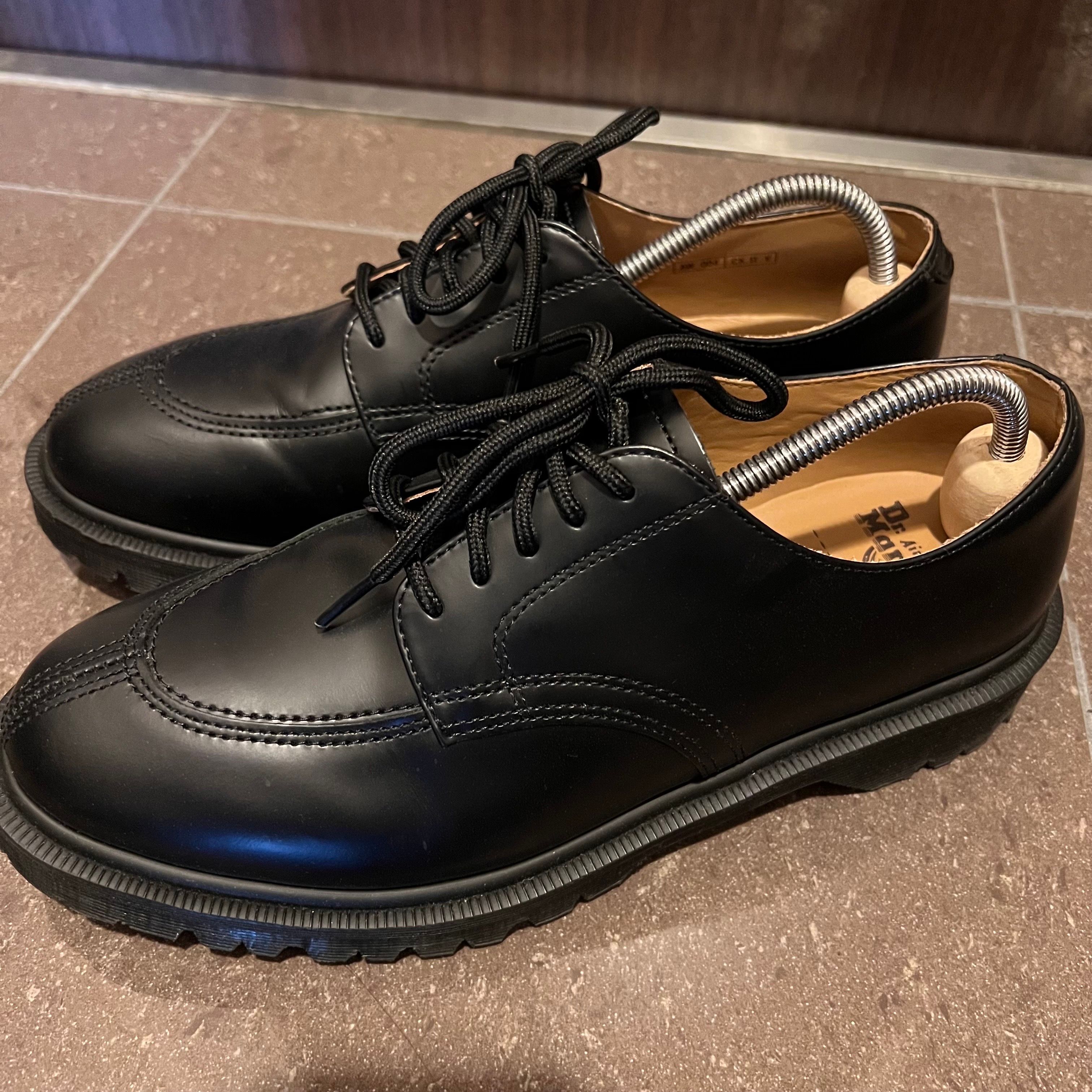 SUPREME × Dr.Martens SPLIT TOE 5-EYE SHOE "BLACK"