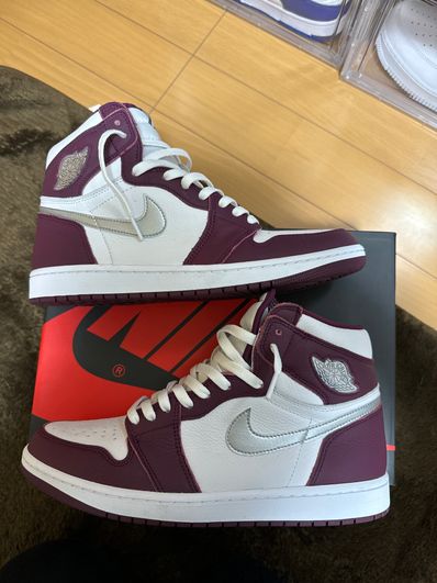 Nike Air Jordan 1 High OG "Bordeaux"