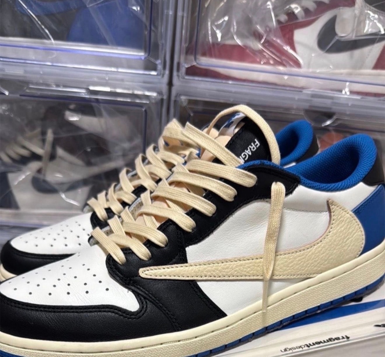 Travis Scott × fragment design × Nike Air Jordan 1 Low OG SP "Military Blue"